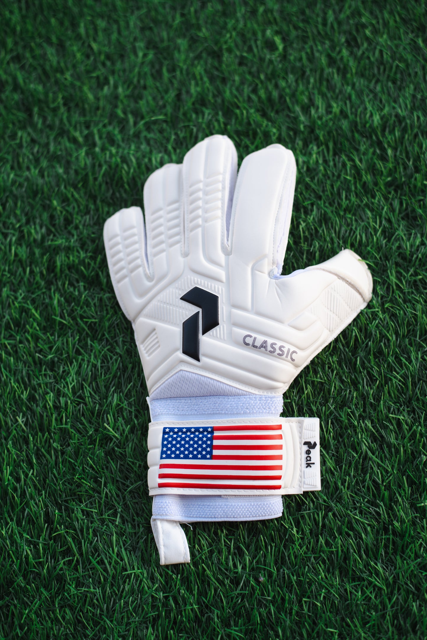 Peak Performance USA Goalkeeper Gloves
